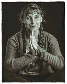 feature faces organic amber