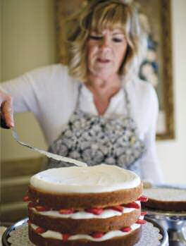 edible treats frosts layers