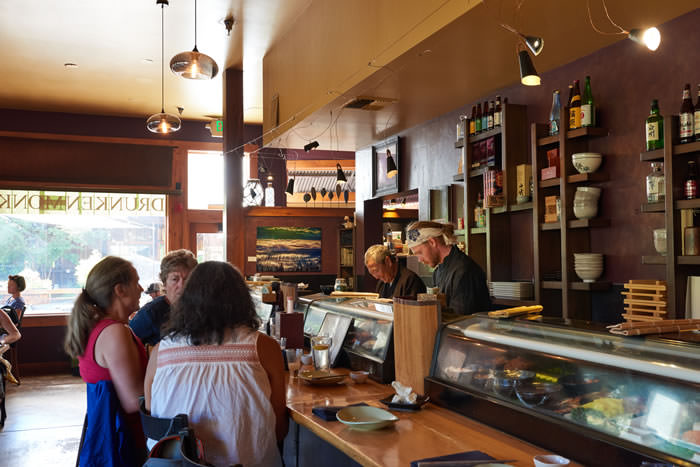 DrunkenMonkeyInterior05th