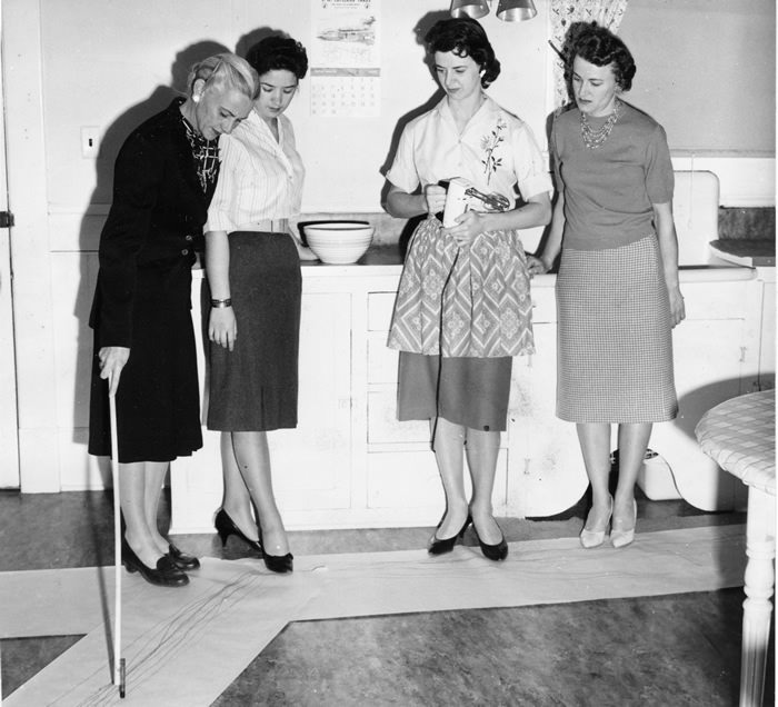 Edible Traditions UNRA P365 01