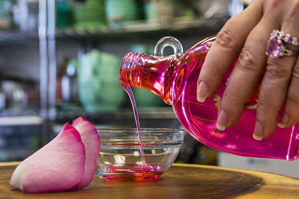 Cooking with Roses03