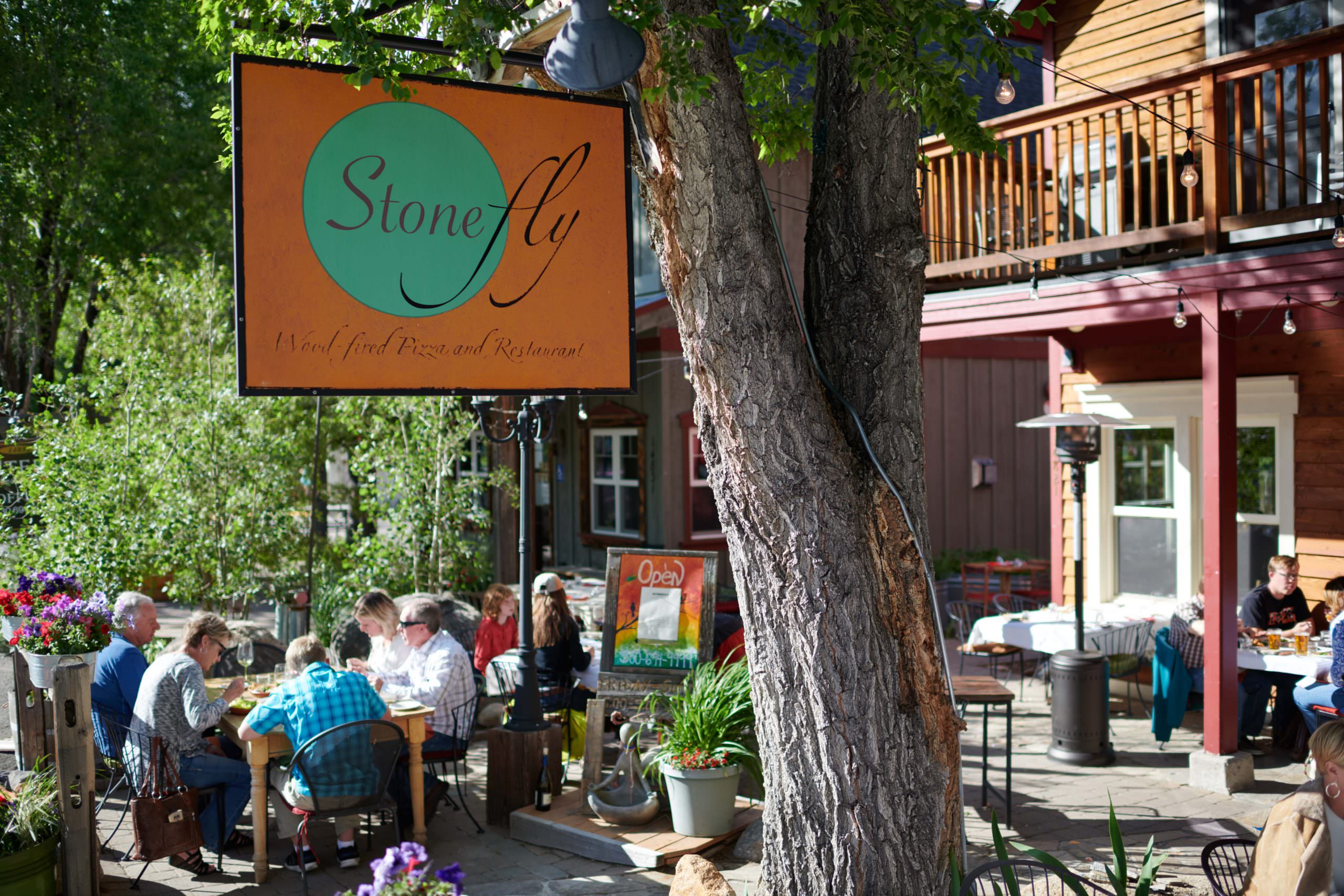 StoneFly Exterior03