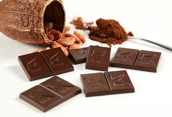 multiple bars of LiveKAYA chocolate with cocoa powder and cacao, Reno-based LiveKAYA, from the owner of Dorinda’s Chocolates, produces a chocolate-flavored, full-spectrum hemp oil infusion, probiotic chocolate (sans CBD), as well as CBD-infused chocolates (as of early August it was on hold for distribution awaiting FDA rules on ingestible CBD products)